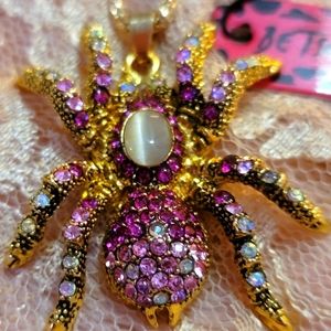 🎀 BETSEY JOHNSON Spider Austrian Crystal Pendant